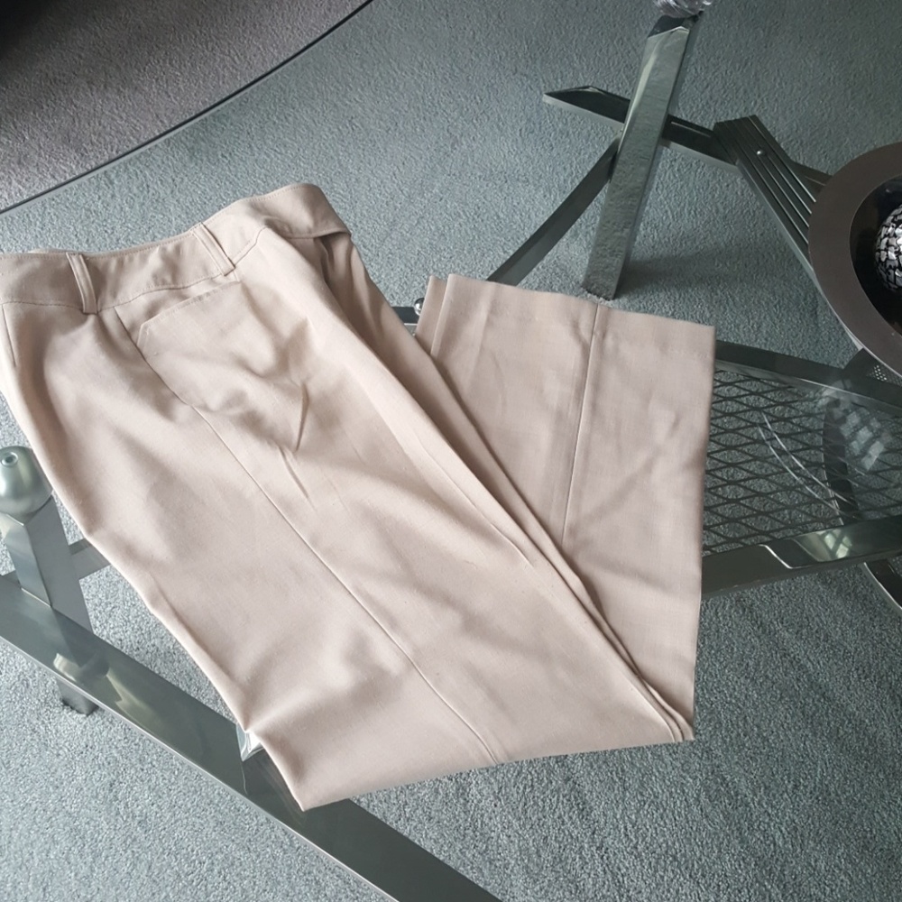 Claire.dk  pants. Front zip and buttons.